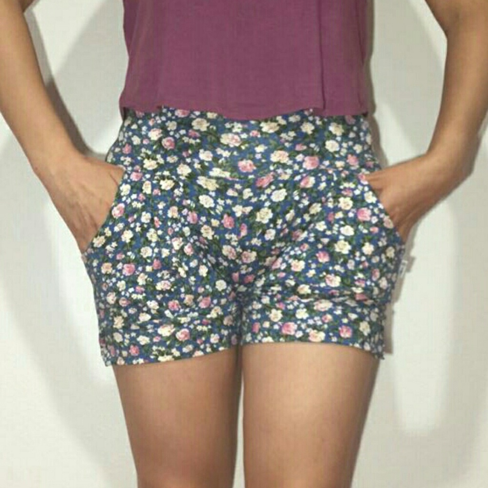 NWOT Women's shorts